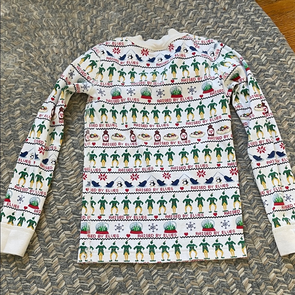 Hanna Andersson Elf pajama set - size 6-7 - Picture 9 of 12